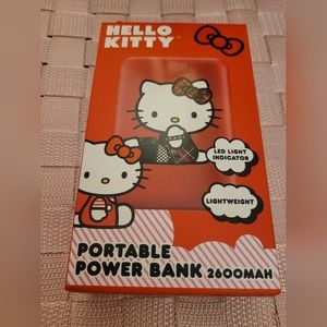 Hello Kitty portable power bank (red)